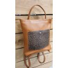 Mochila de piel animal print