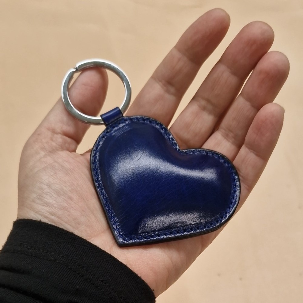 Amore – Corazón Llavero o Charm de cuero