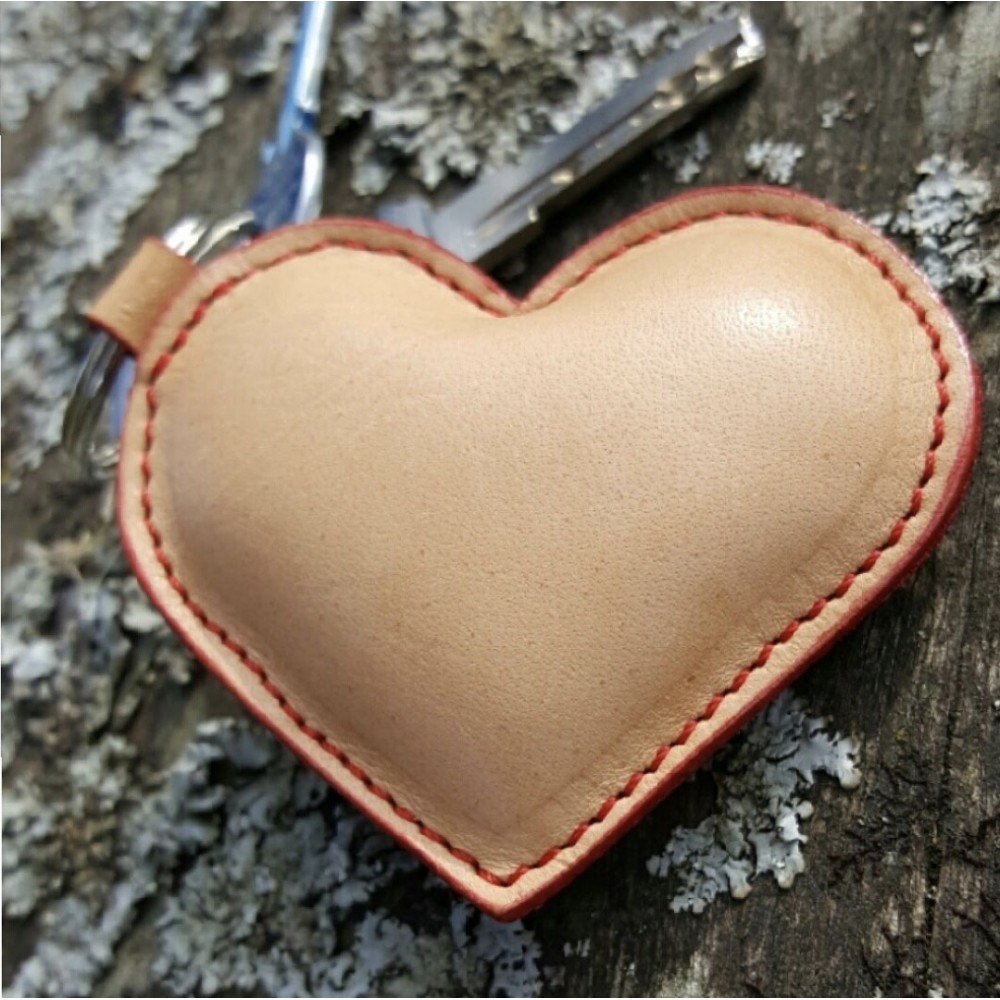 Amore – Corazón Llavero o Charm de cuero