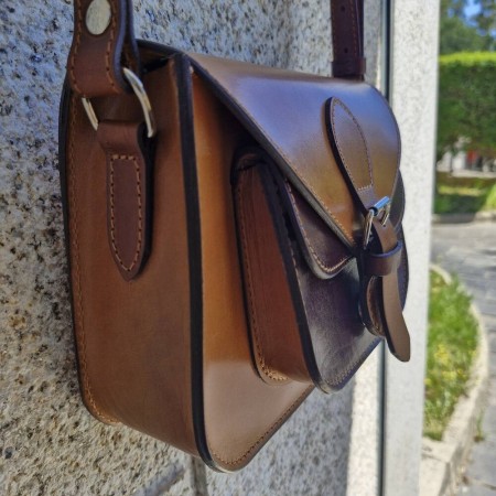 Paseo small leather crossbody bag | Corzo
